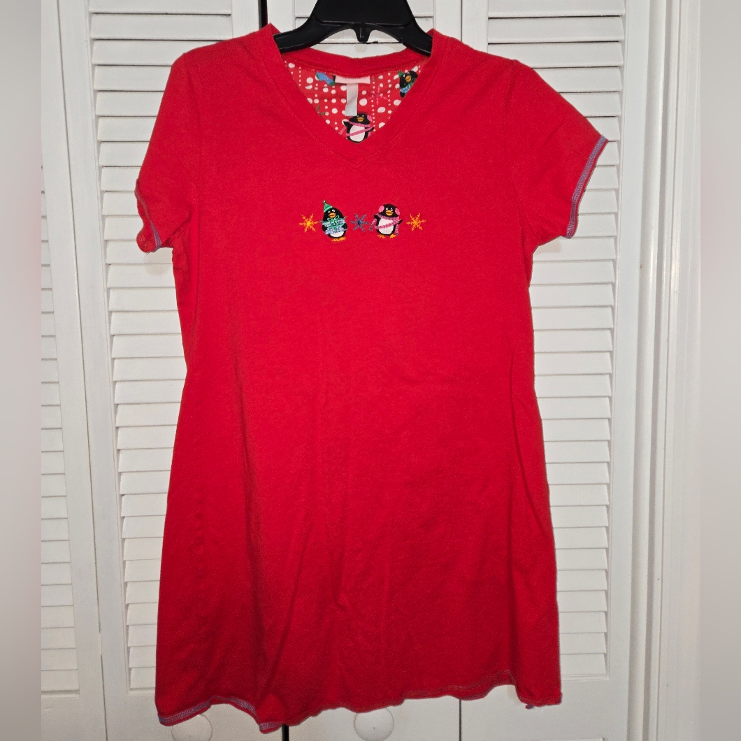 St. Eve Women's M Penguin Nightgown
